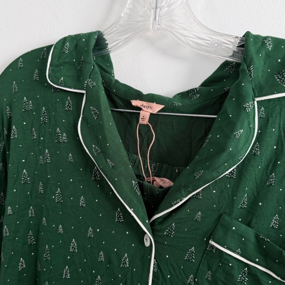 Eberjey Gisele TENCEL™ Modal Long PJ Set in Forest Green Christmas Pajama Set🎄 - Picture 5 of 7
